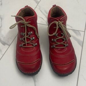 Joseph Seibel Red Leather Lace Up Ankle Boots Womens Size 40 Comfort